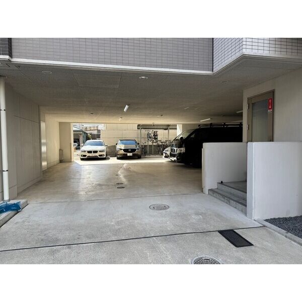 21/21 駐車場