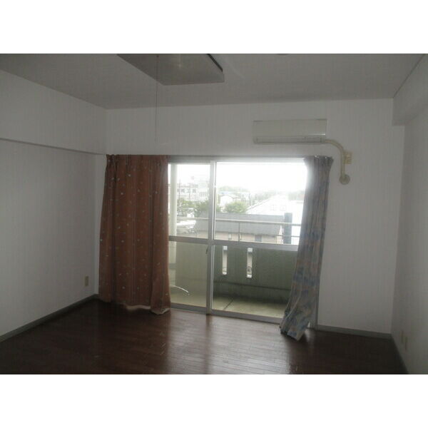 4/13 リビング/ダイニング