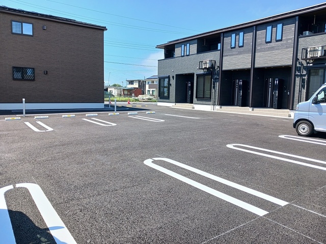 25/30 駐車場