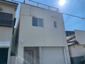 2/2 エントランス