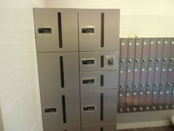 22/30 エントランス