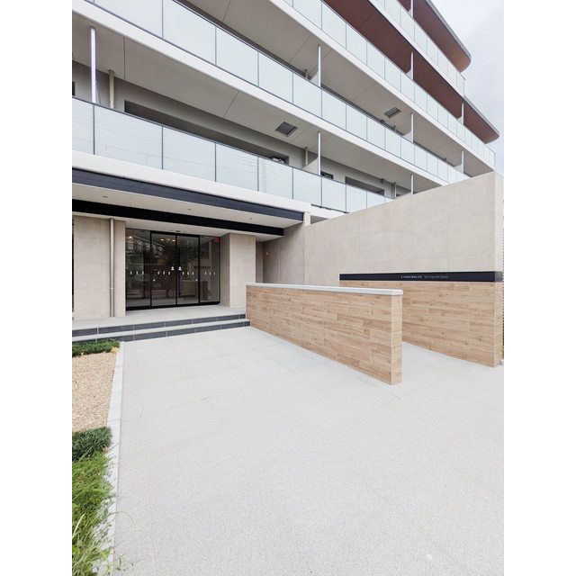 15/17 エントランス