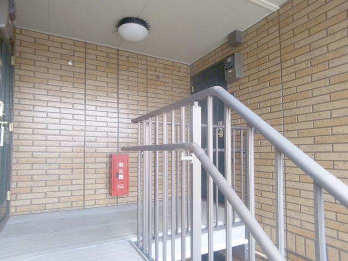 19/28 エントランス