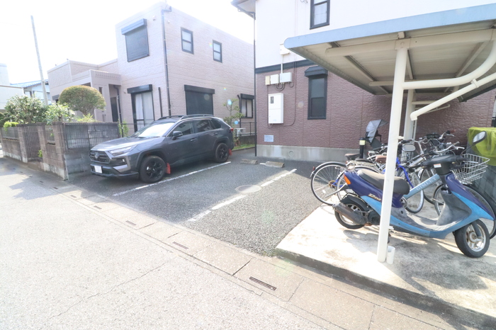 18/24 駐車場
