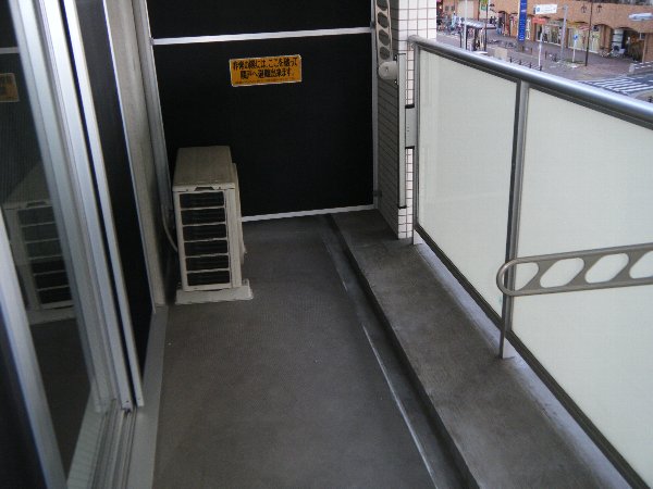 16/28 バルコニー