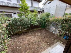 14/14 駐車場