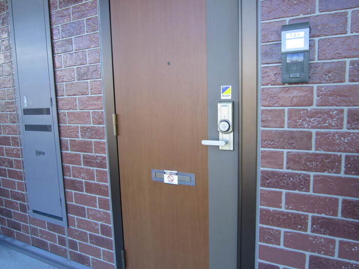 2/5 エントランス