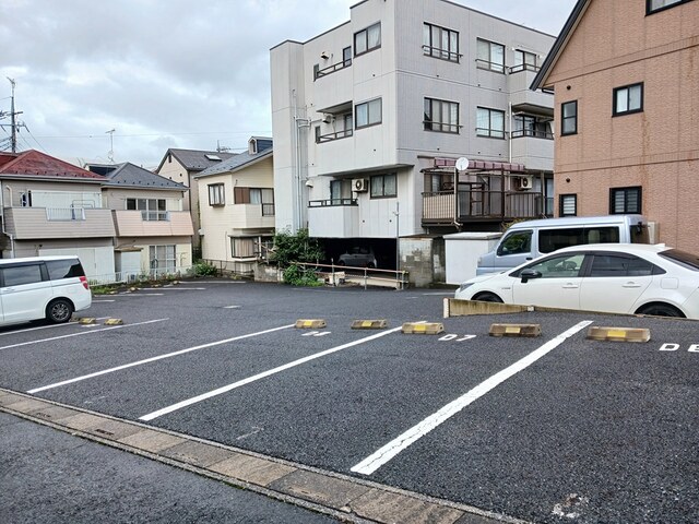 14/20 駐車場
