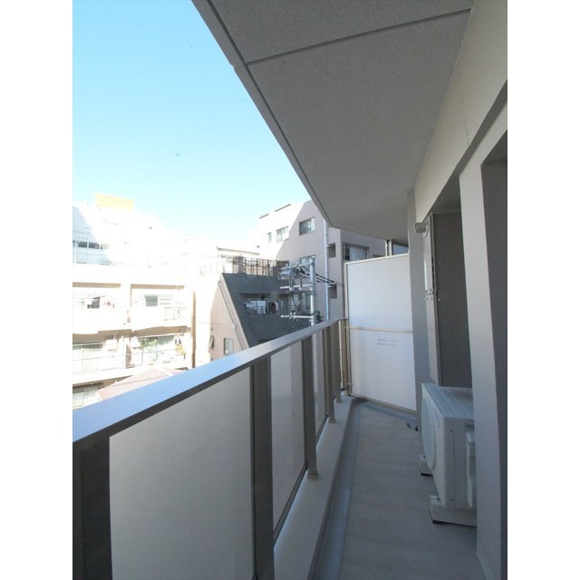 13/30 バルコニー