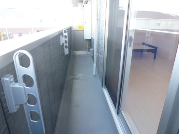 18/30 バルコニー