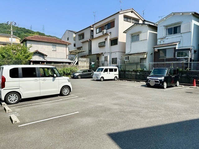 14/20 駐車場