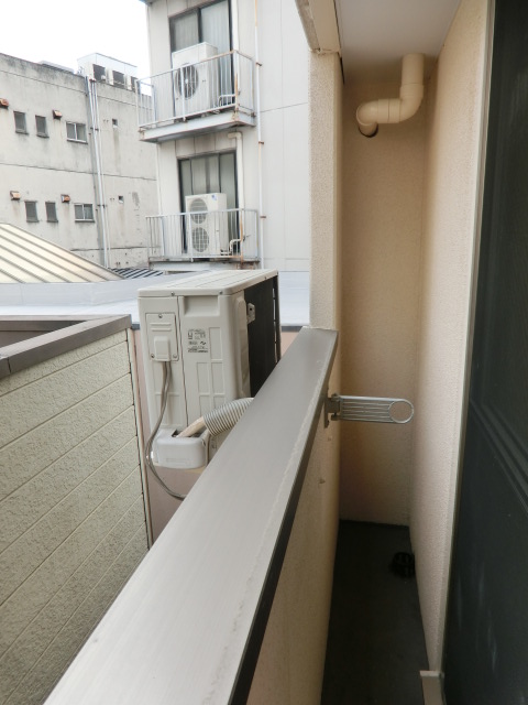 18/25 バルコニー