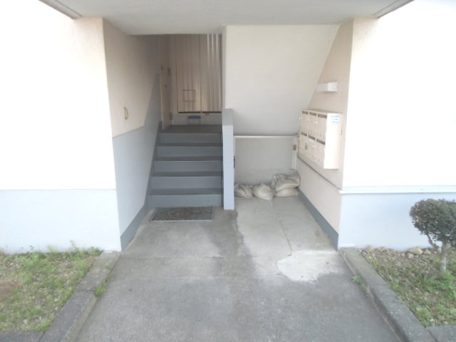 2/11 エントランス