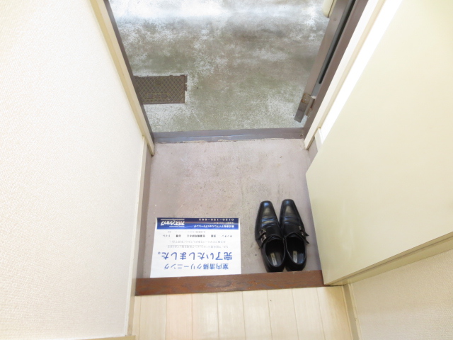 22/26 エントランス