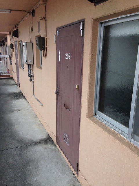 21/30 エントランス