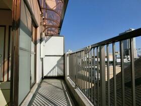 13/16 バルコニー