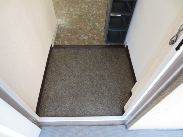 21/29 エントランス