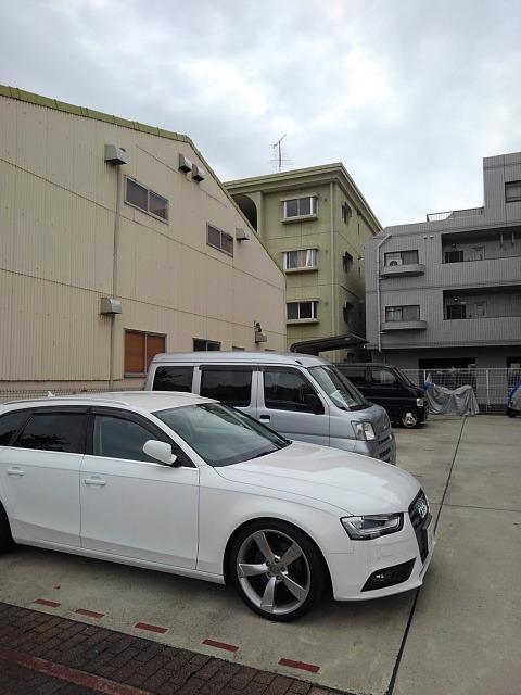 2/10 駐車場