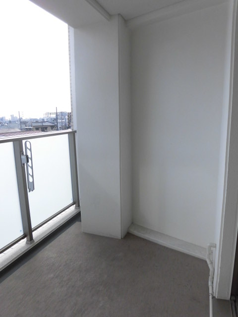 19/30 バルコニー