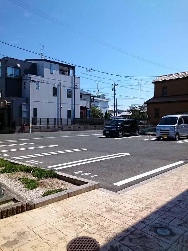 14/20 駐車場