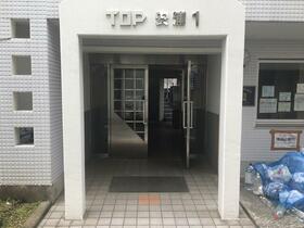 3/3 エントランス