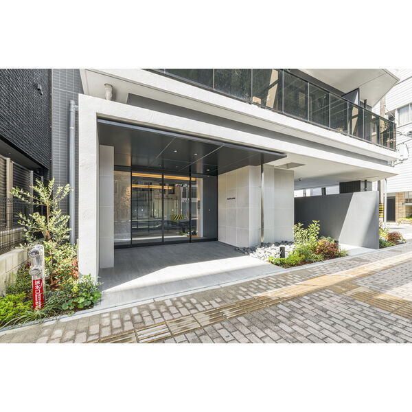 21/21 エントランス