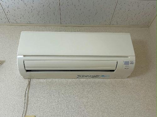 13/14 エントランス