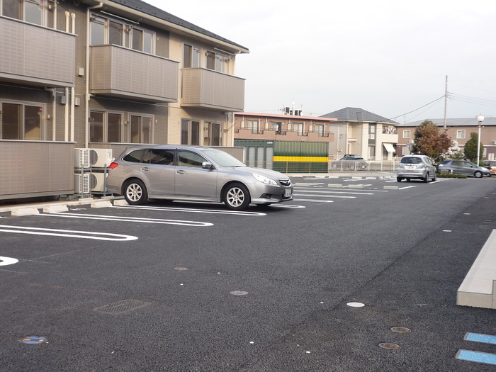 20/30 駐車場