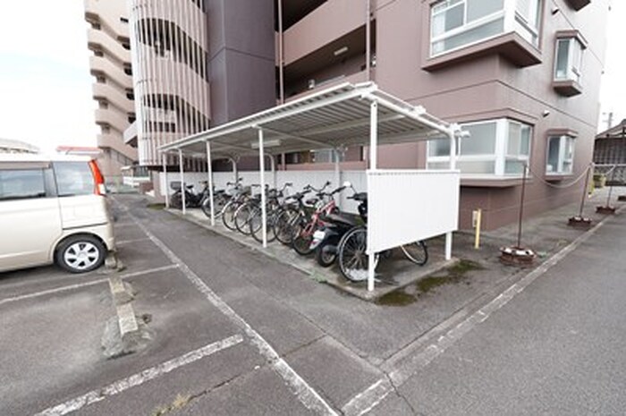 4/4 駐車場