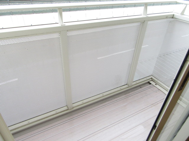 16/28 バルコニー