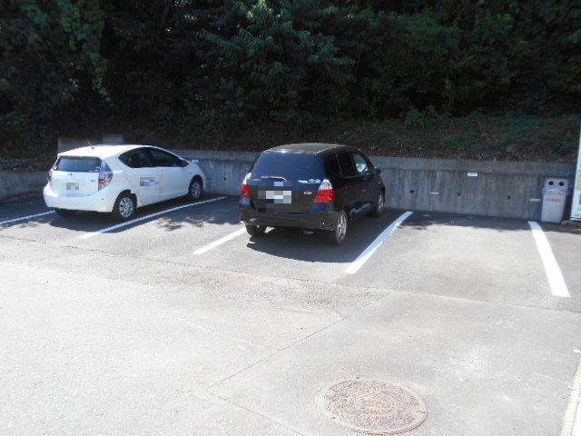 22/30 駐車場