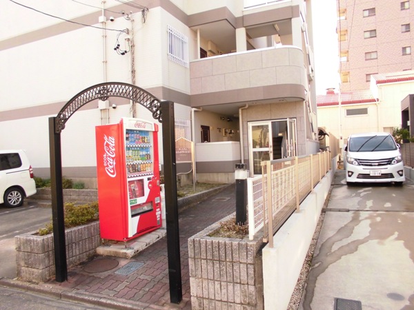 3/6 エントランス