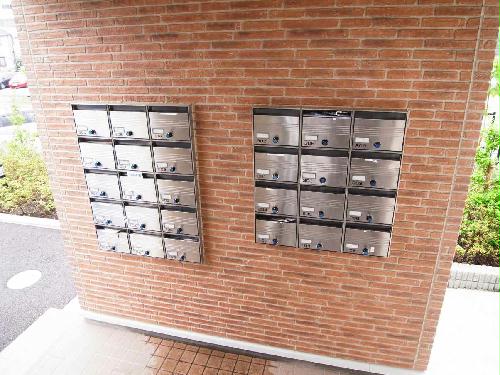 14/14 エントランス