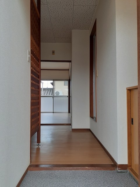7/22 玄関