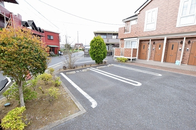 17/23 駐車場