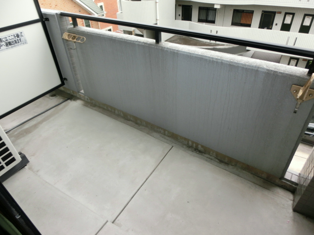 16/29 バルコニー
