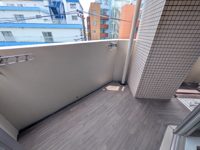 18/24 バルコニー