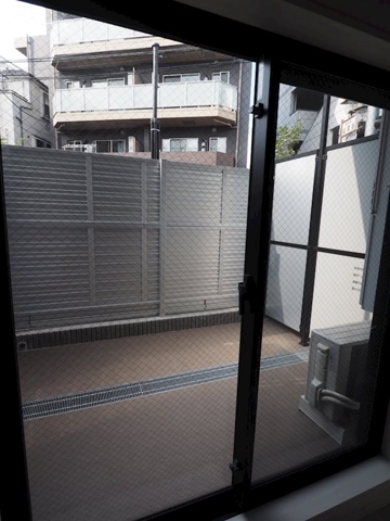 6/10 バルコニー