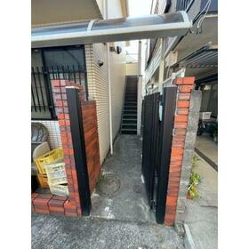 16/24 エントランス