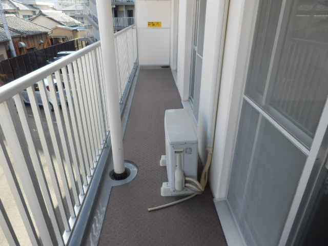 18/26 バルコニー