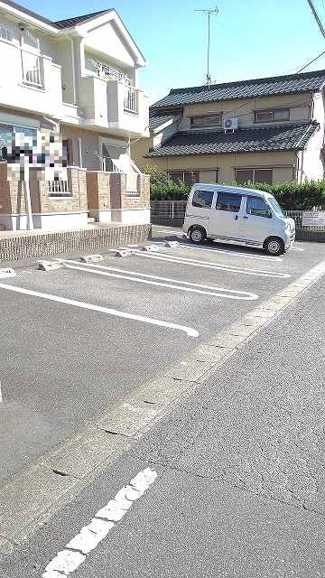 20/26 駐車場
