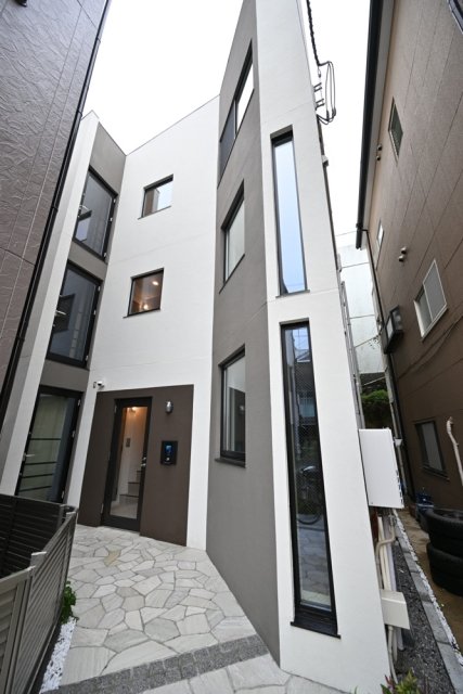 4/10 エントランス