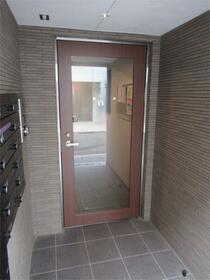 15/16 エントランス