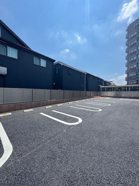 14/20 駐車場