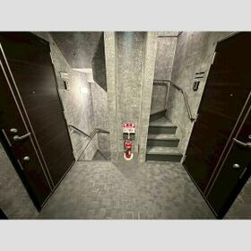 4/5 エントランス