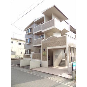 2/2 エントランス