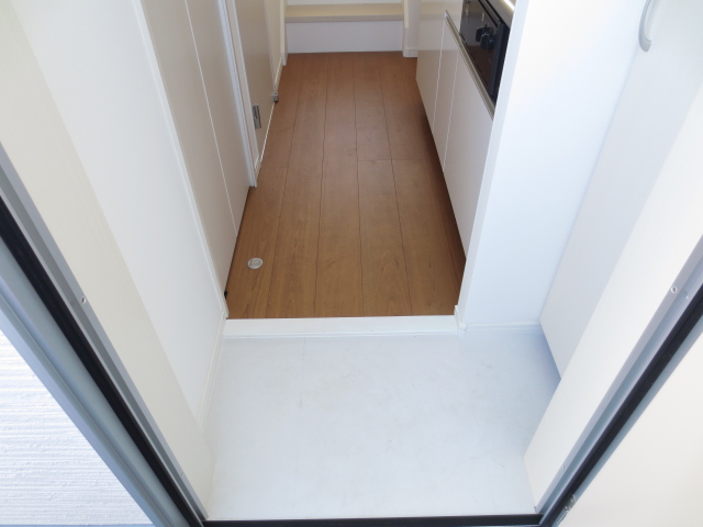 22/30 エントランス