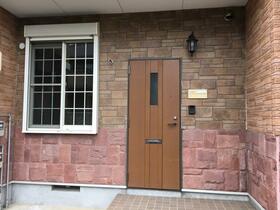 16/26 エントランス