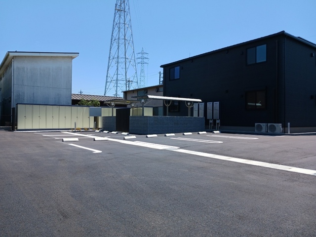 2/8 駐車場