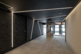 4/5 エントランス